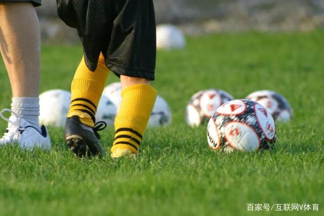 2006年亚青赛，贾秀全执教国青小组赛全胜，但止步八强